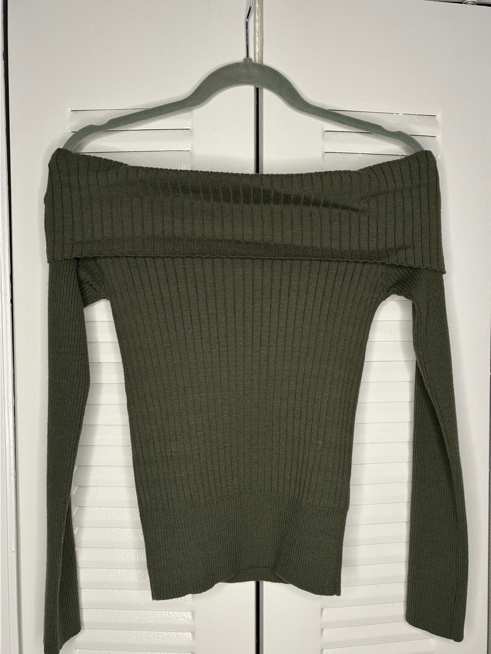 Francesca's Collections Olive Green Off-the-Shoulder Ribbed Sweater